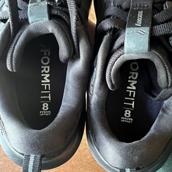 Saucony Guide 17 Triple Womens 7 W Black Road Running Max Cushion Shoes Sneakers - Picture 7 of 16